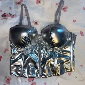 Lydia USA metallic top